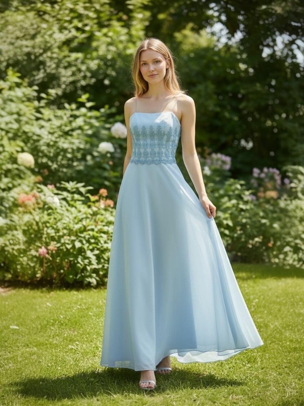 DAVE AND JOHNNY Light Blue Spaghetti Strap Evening Dress